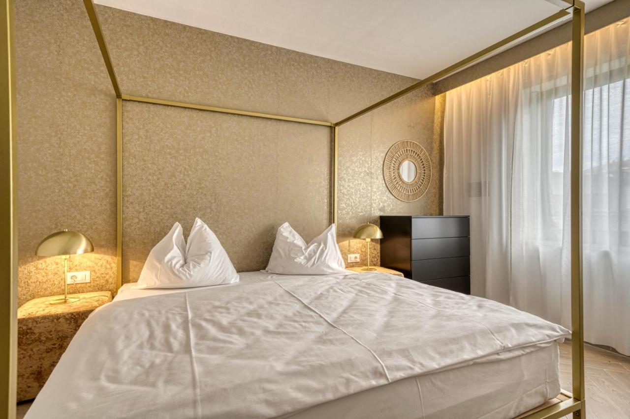 Goldfinger + Suites Лана Екстер'єр фото